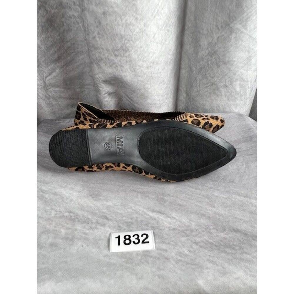 MIA Kerri Leopard Print Pointed Toe Knit Fabric Comfort Foam Ballet Flats Sz 6 - Picture 5 of 5